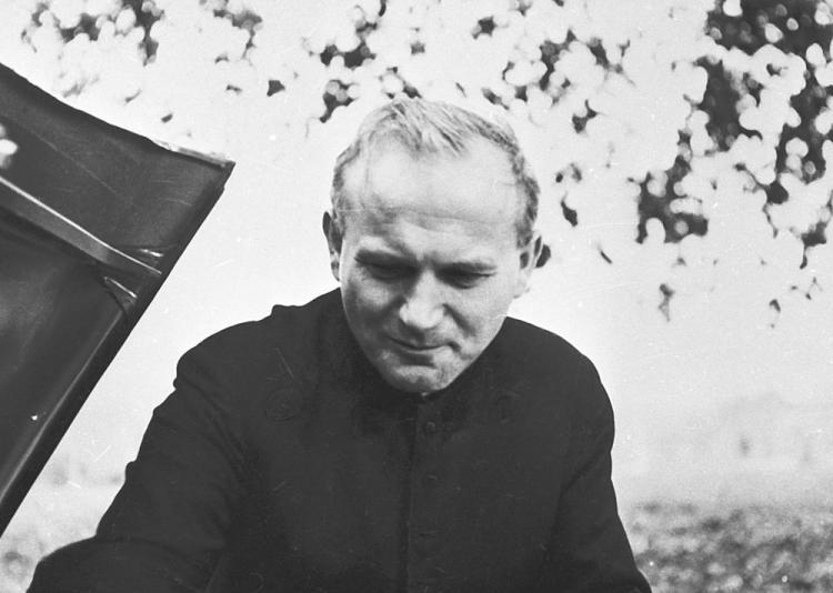 ESPECIAL FIESTA DE SAN JUAN PABLO II. Vocación en la dificultad