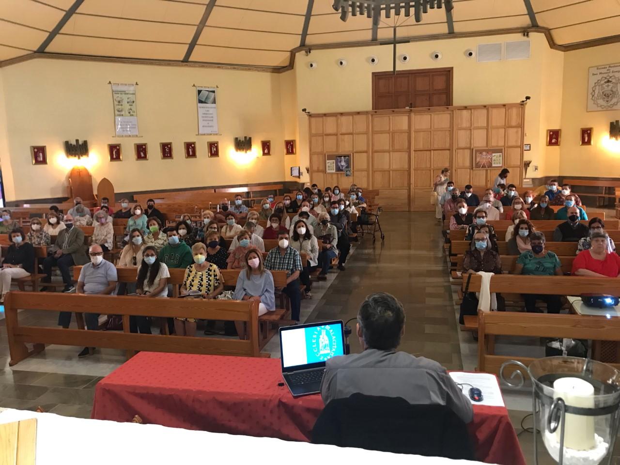 Presentación de las Prioridades Pastorales Diocesanas, por el vicario para la Evangelización, Javier Guerrero, en los arciprestazgos de Marbella-Estepona y Fuengirola-Torremolinos