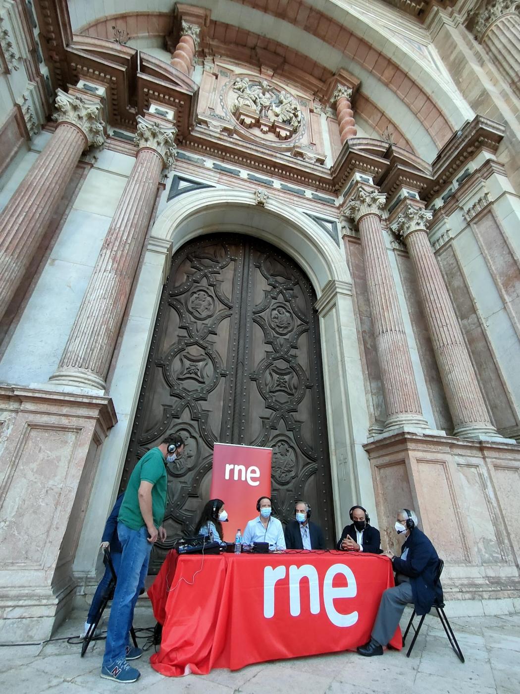 Programa Especial de RNE desde la Catedral de Málaga con motivo de la exposición y veneración de imágenes