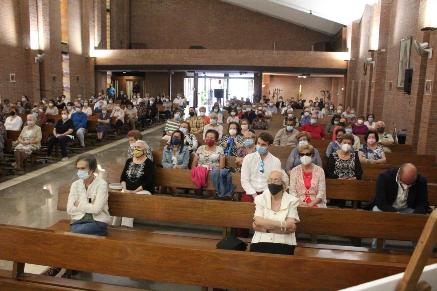 Visita Pastoral del Sr. Obispo, D. Jesús Catalá, a la parroquia Nuestra Señora de los Ángeles