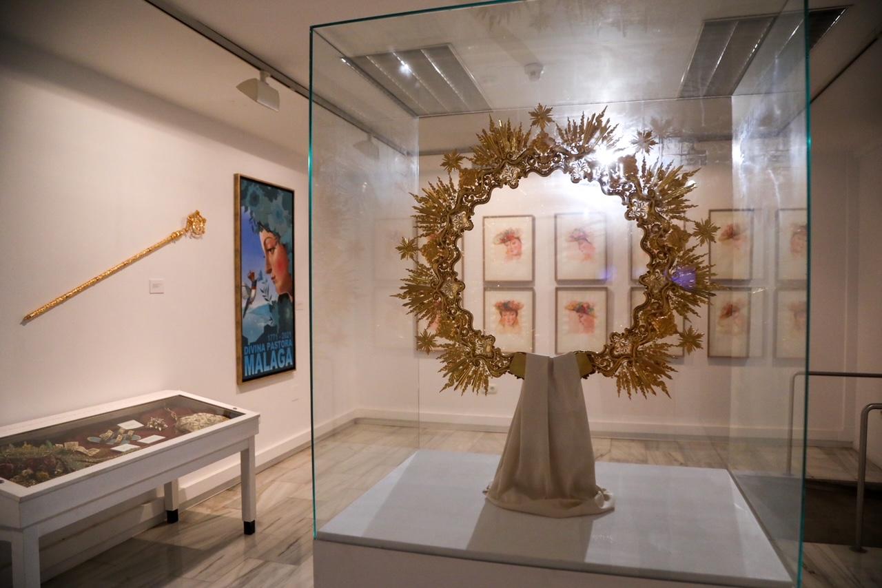 Una exposición y un ciclo de conferencias recorren los 250 años de la Congregación de la Divina Pastora en Málaga