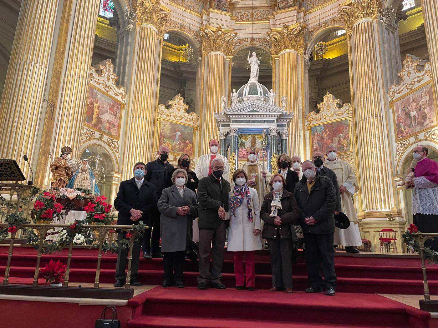 «¿Dónde nacer mejor que al calor de unos corazones que te quieren? La familia»