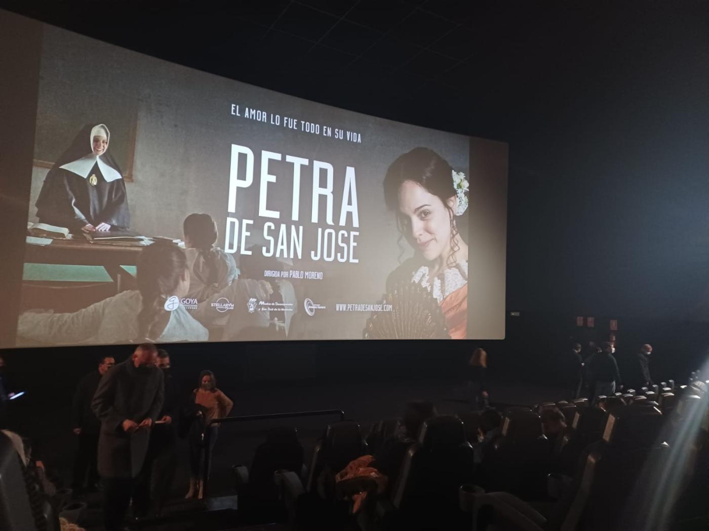 Gran éxito de asistencia al estreno de Petra de San José