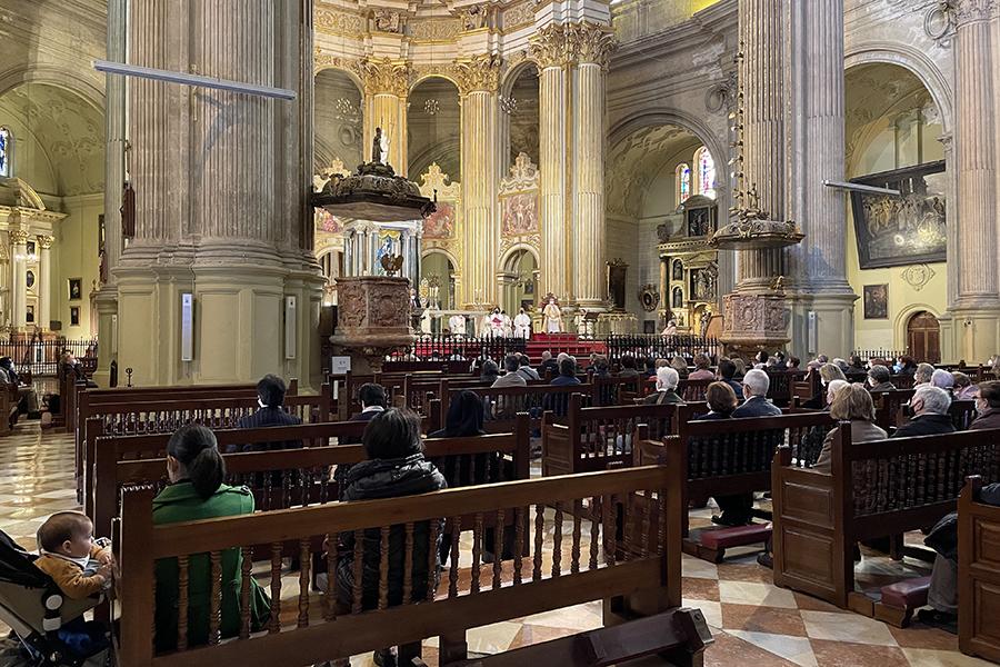 Asamblea Final de la Fase Diocesana Sinodal, en la Catedral de Málaga // E. LLAMAS