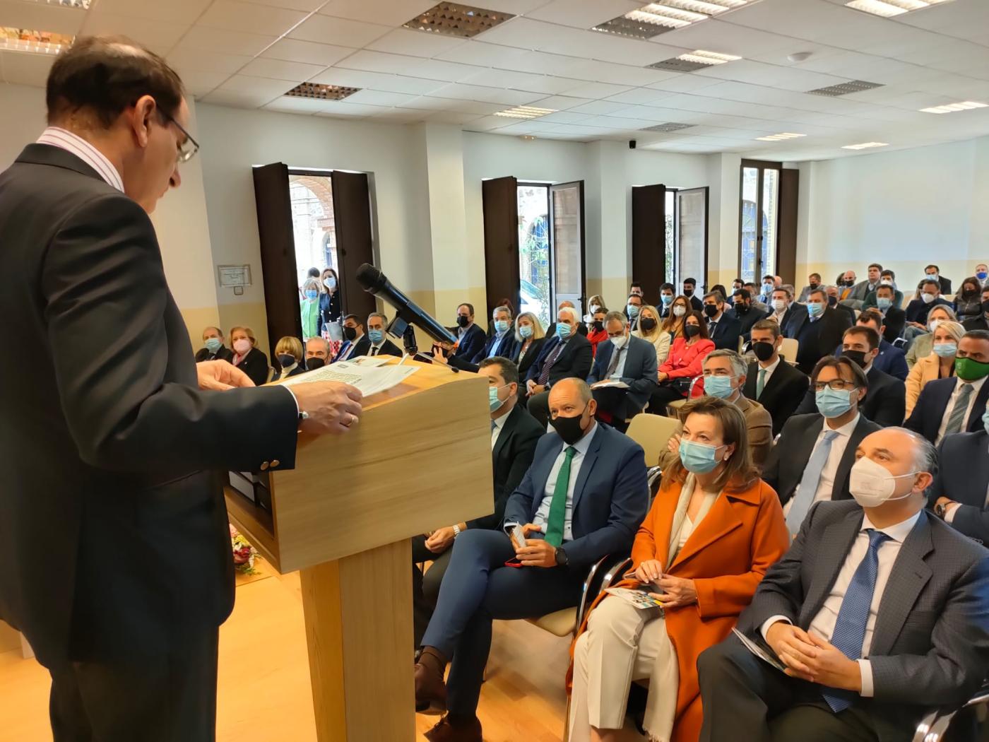 Aprender a emprender, escuela y empresa en el siglo XXI