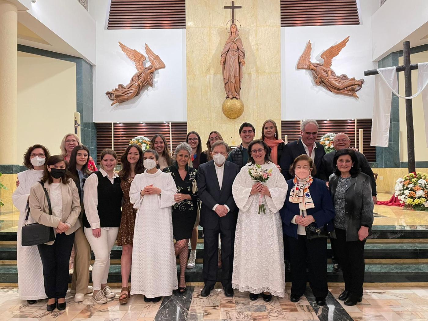 Profesión religiosa de Mª Carmen Martín Astorga, Misionera Idente // E. LLAMAS