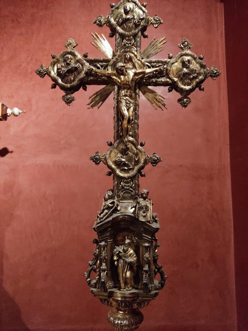 Cruz procesional en la Catedral de Málaga