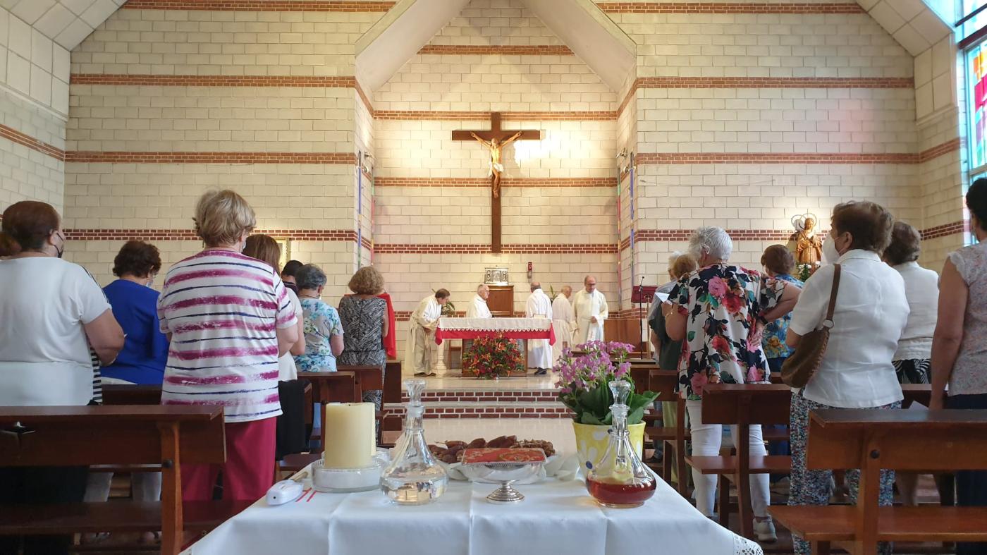 «Contemplemos en él lo que él contempló y vivió de Jesús»