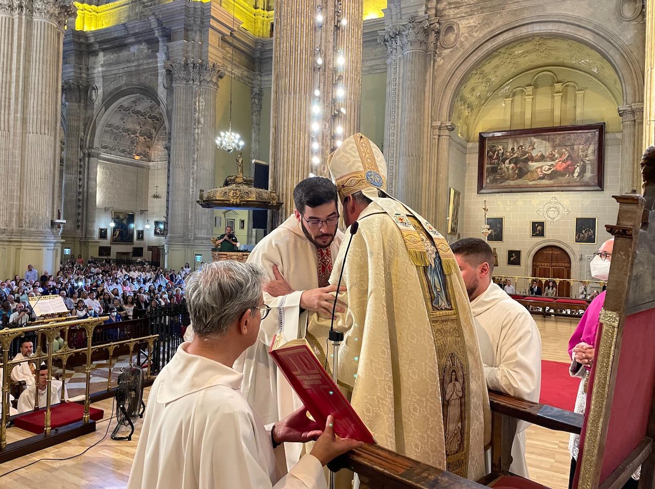 Ordenación de cinco nuevos sacerdotes // E. LLAMAS