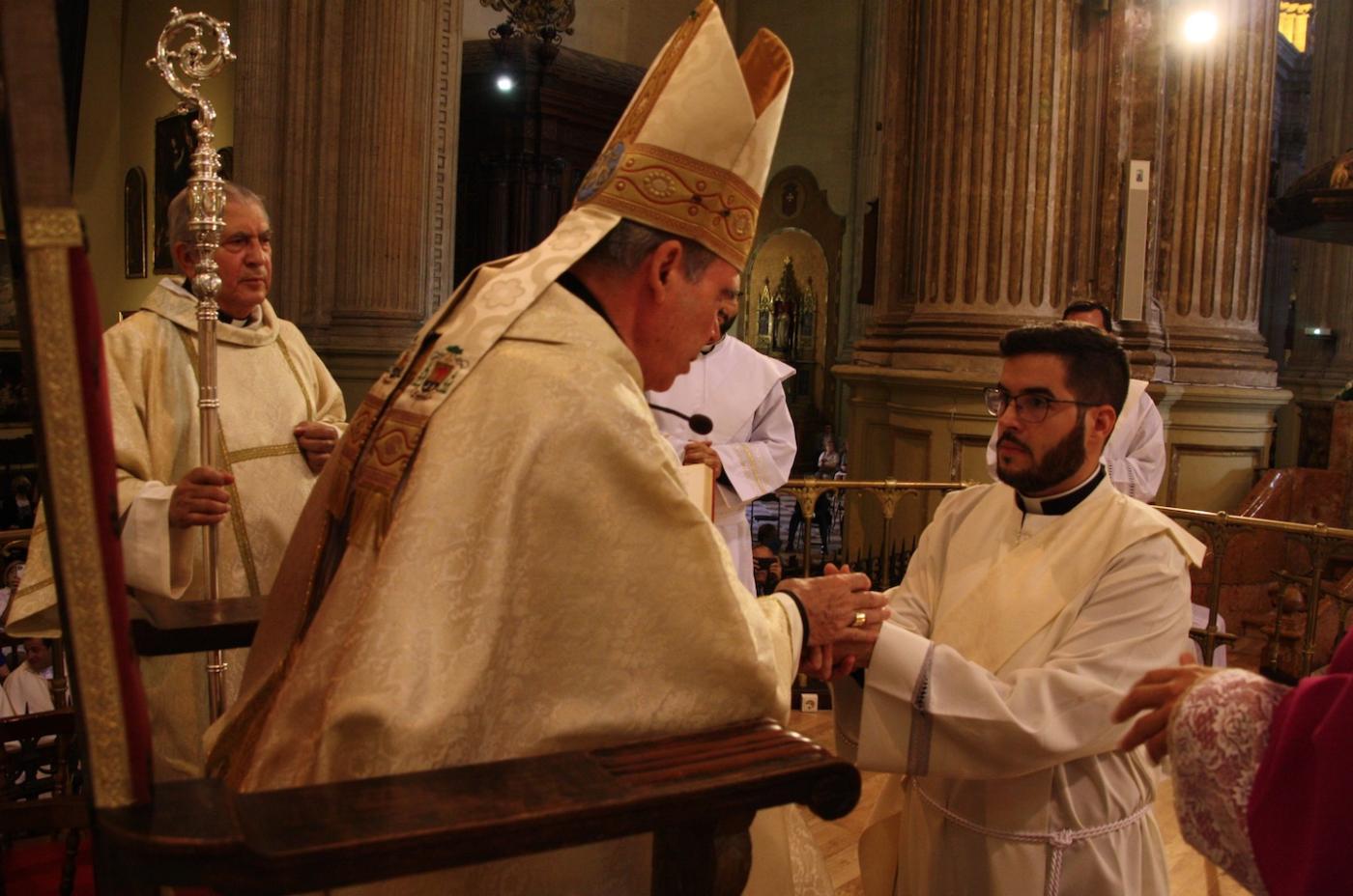 Ordenación de cinco nuevos sacerdotes // E. LLAMAS