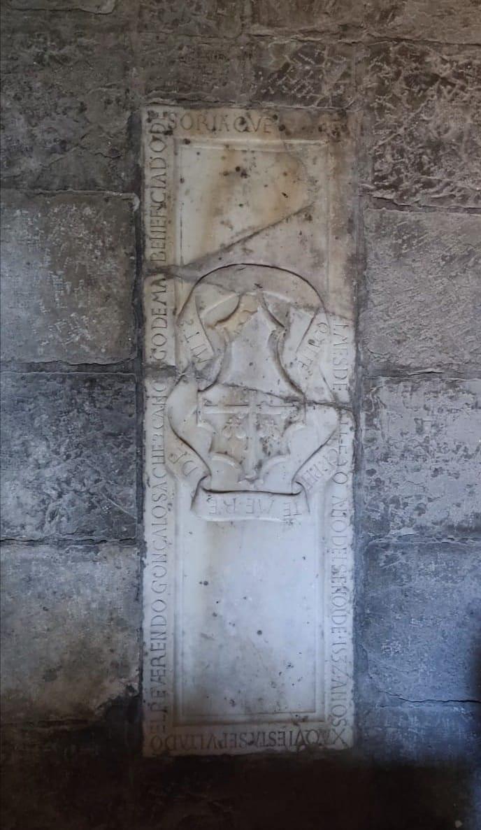 Sepultura del canónigo de la Catedral de Málaga D. Gonzalo Sánchez Cano fallecido en 1532