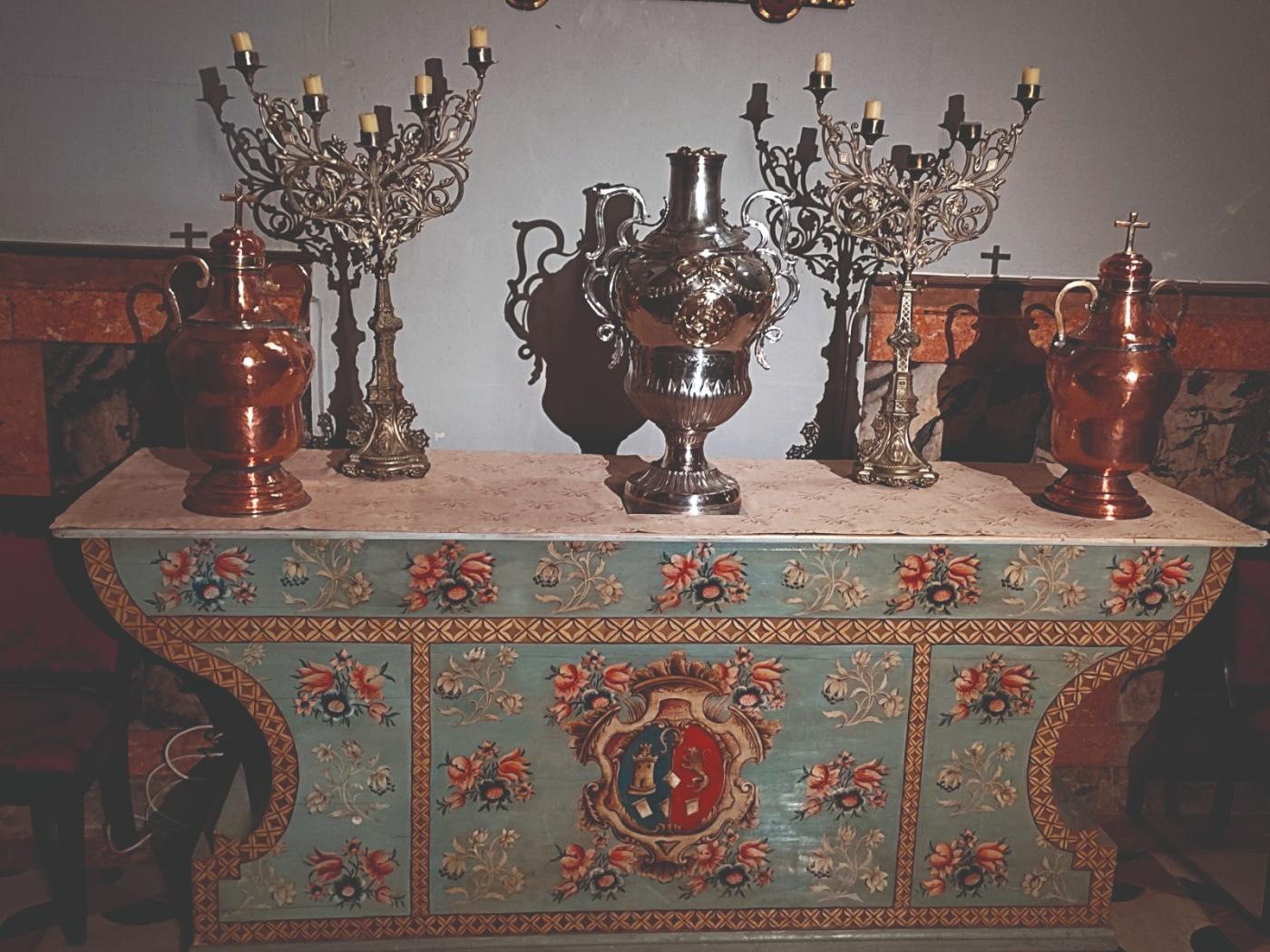 Las tres ánforas en la capilla de la Inmaculada en la Catedral de Málaga