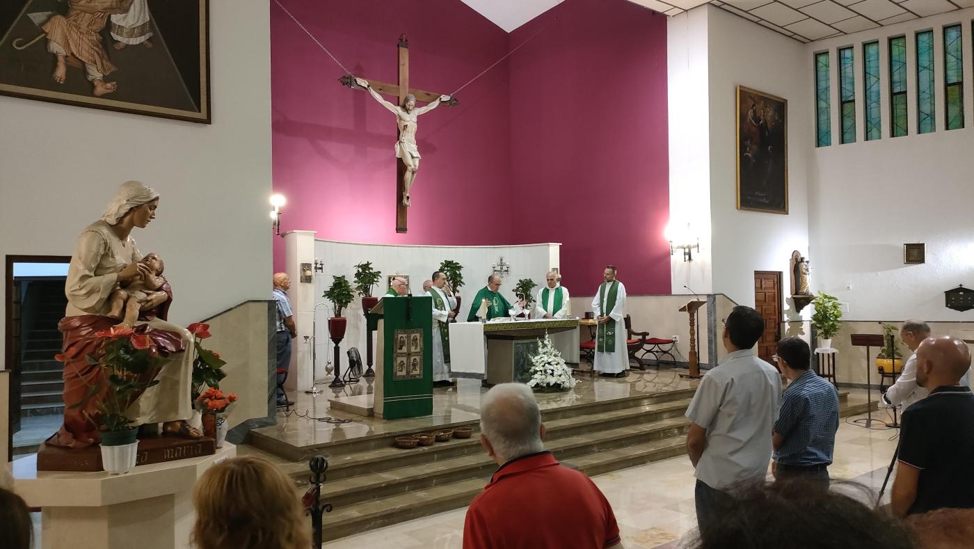 Toma de posesión de Ángel Antonio Chacón como párroco de la Natividad del Señor (Málaga)