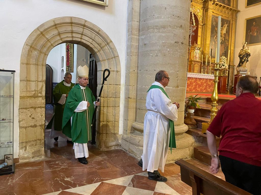 Visita Pastoral del Sr. Obispo, D. Jesús Catalá, a la parroquia de San Juan Bautista, en Antequera