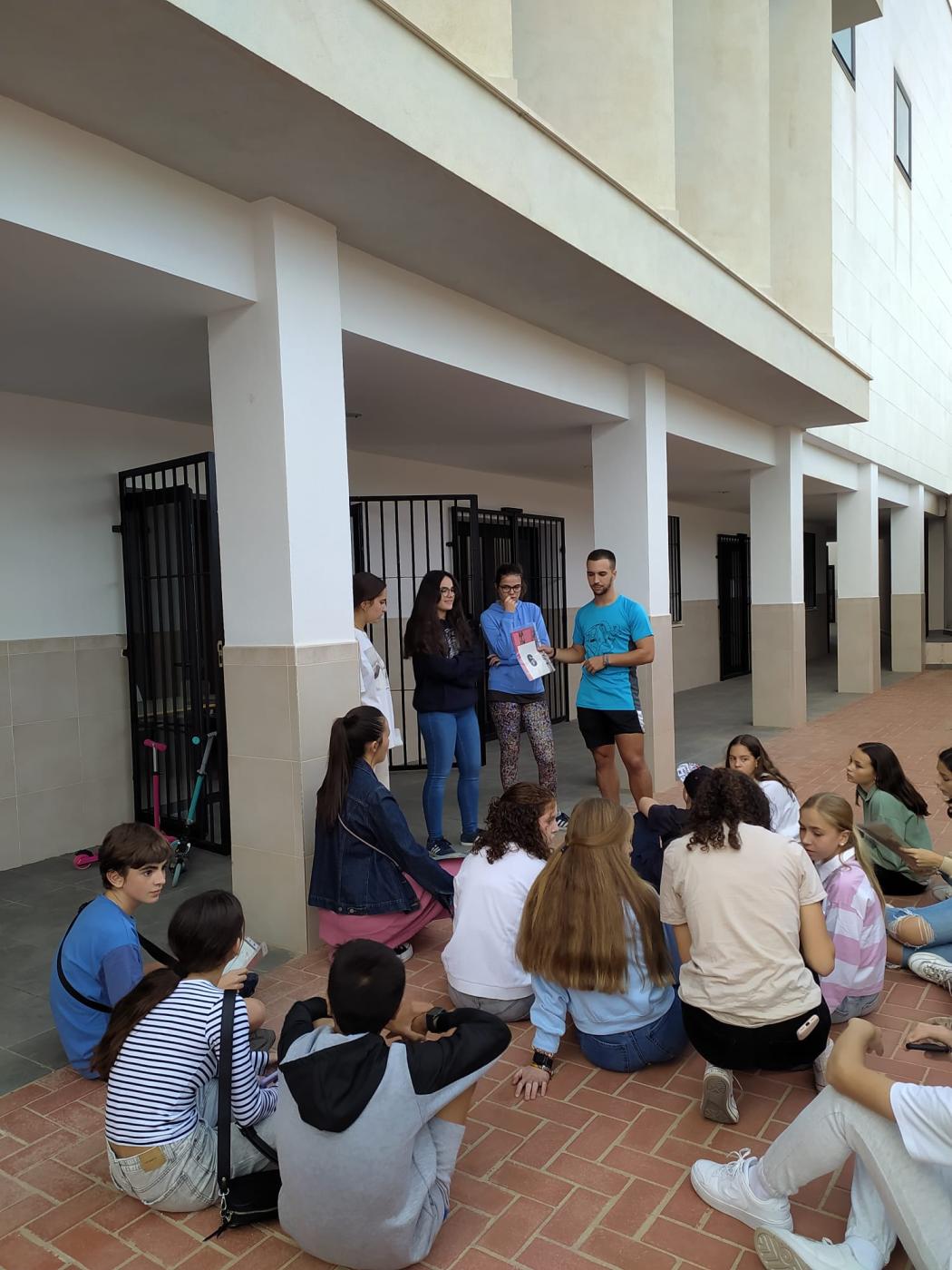 Jóvenes de Ronda participando en la Gymkana Urbana