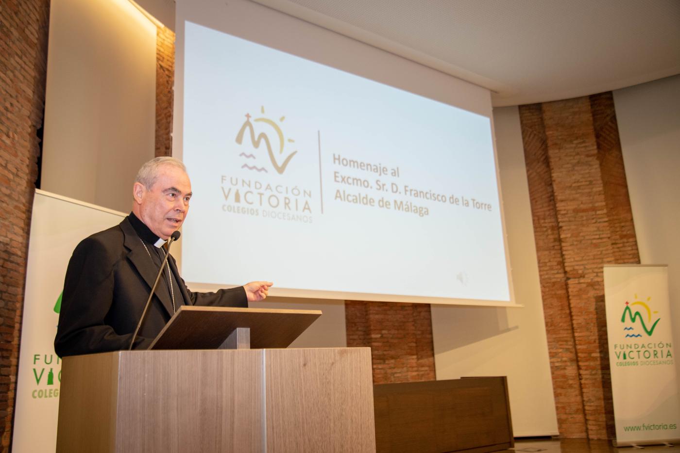 Discurso del Obispo de Málaga durante el homenaje a Francisco de la Torre. FOTO: D. MARTÍN