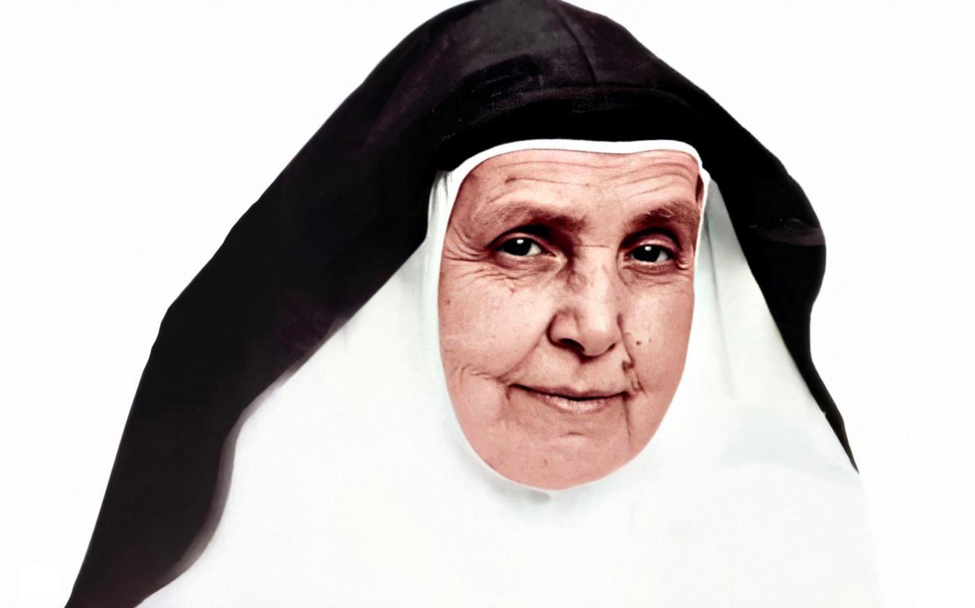 Santa Ángela de la Cruz, monja en el mundo