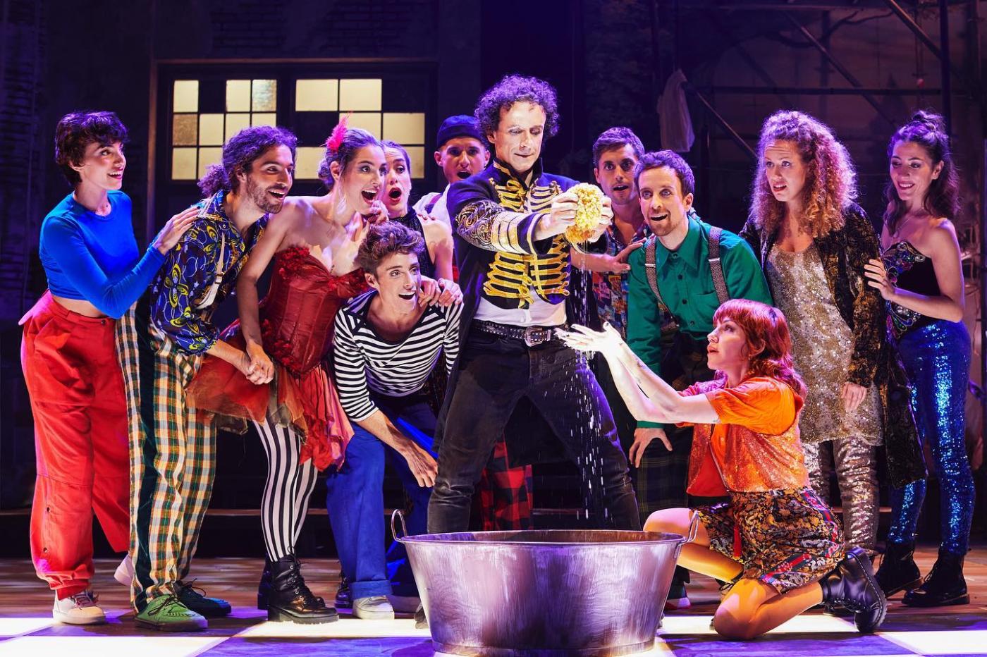 Aarón Cobos, durante una escena del musical Godspell