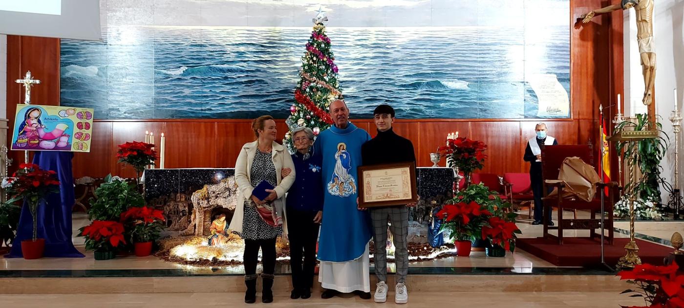 Maura Therese: «Comencé en la parroquia echando una mano en las misas en inglés»