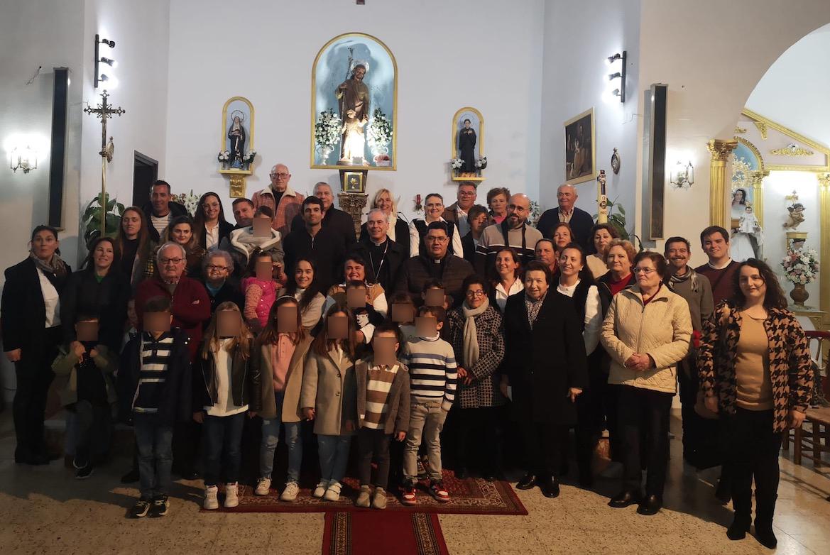 «Cajiz esperó a su Obispo en la plaza del pueblo y caminó con él hasta el templo»