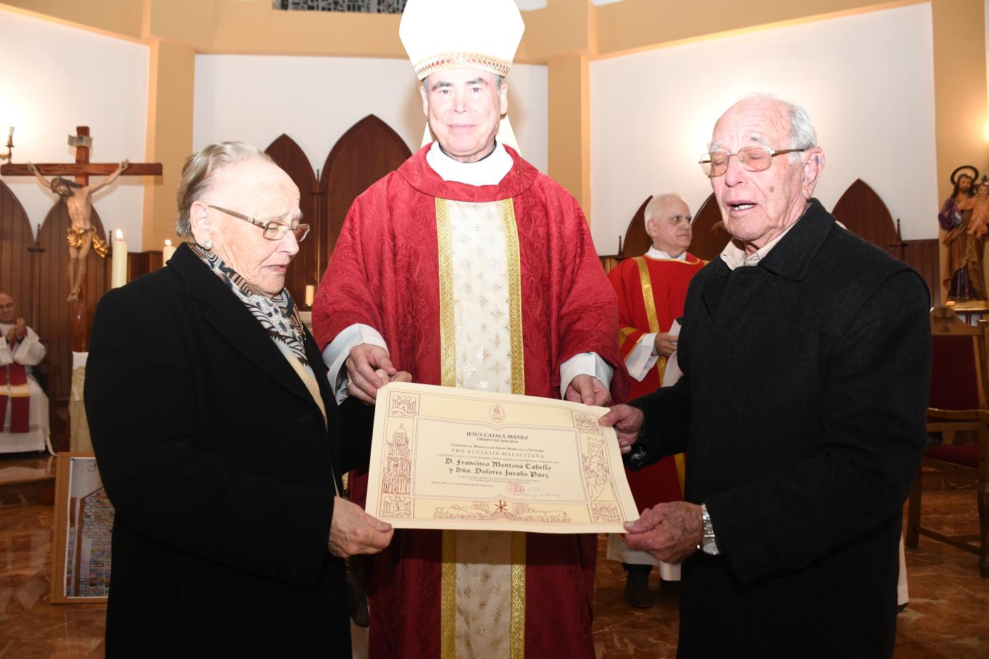 Francisco Montosa y Dolores Jurado: «Lo más grande que nos hizo el Sr. Obispo fue cogernos de la mano, a dos personas mayores»