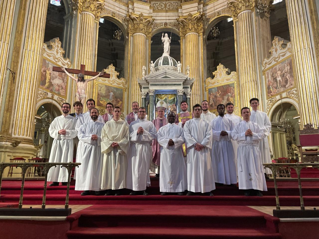 Mons. Jesús Catalá: «Necesitamos sacerdotes que sean buenos pastores»