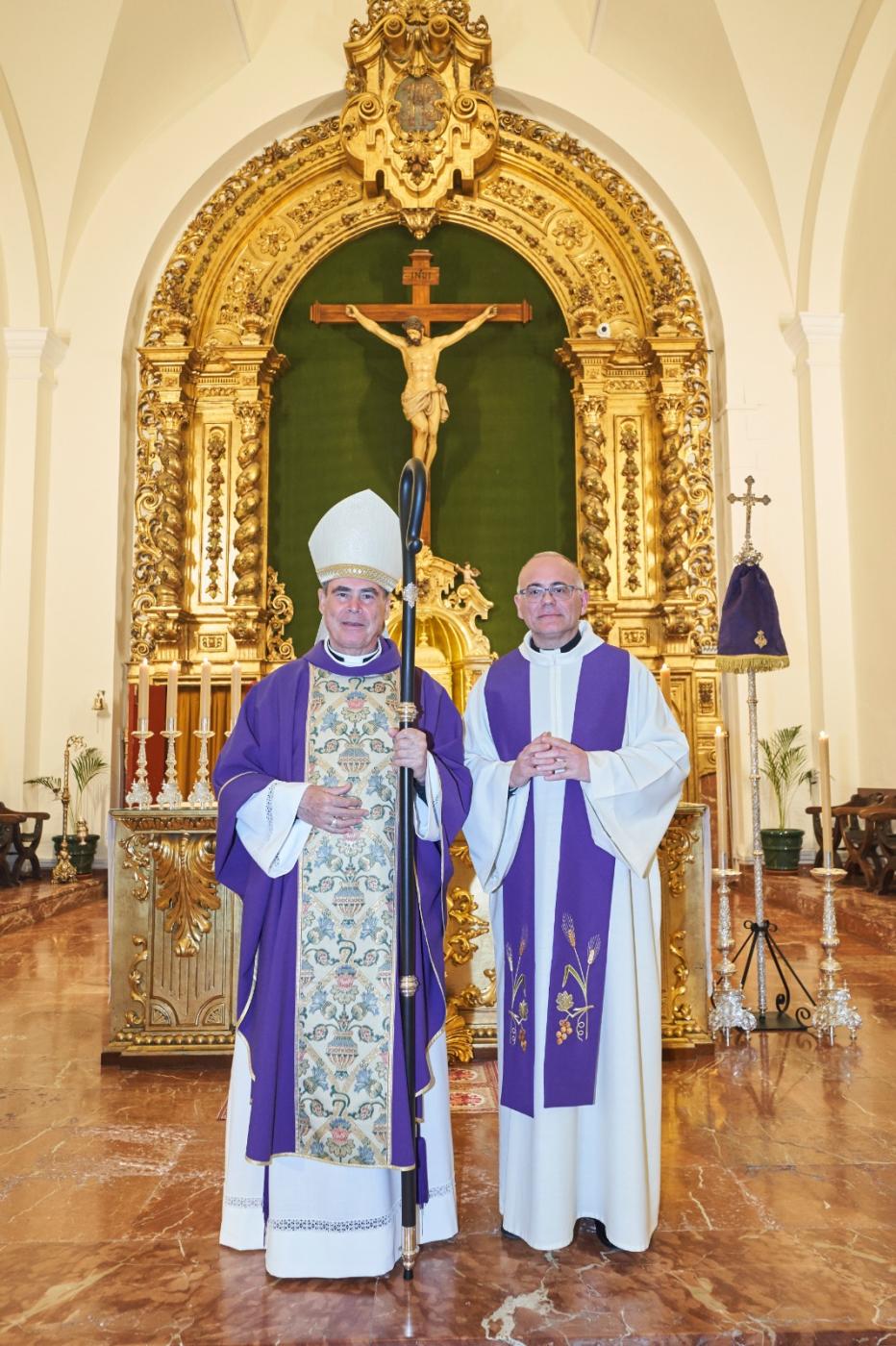 El Sr. Obispo visita la parroquia de El Salvador, en Nerja