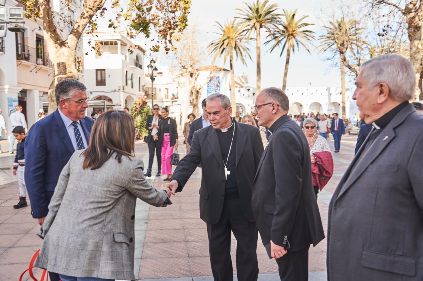 El Sr. Obispo visita la parroquia de El Salvador, en Nerja
