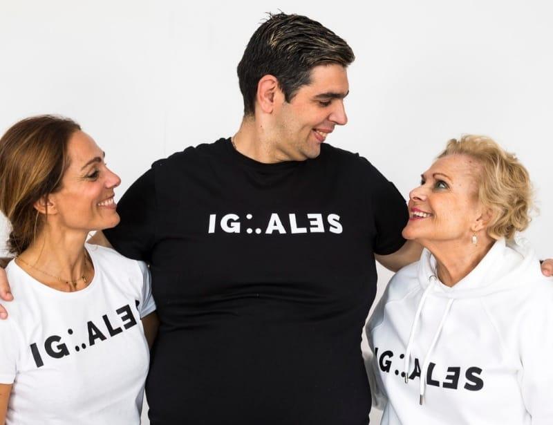 Victoria López en un acto de su marca de ropa inclusiva: Iguales