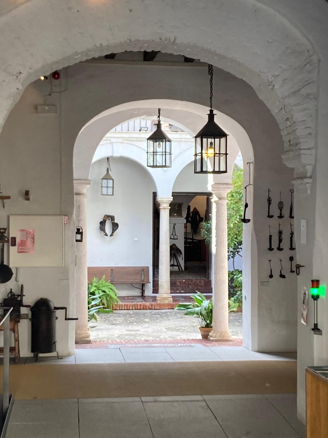 «El Mesón de la Victoria se asienta en lo que fuera propiedad de los frailes Mínimos»