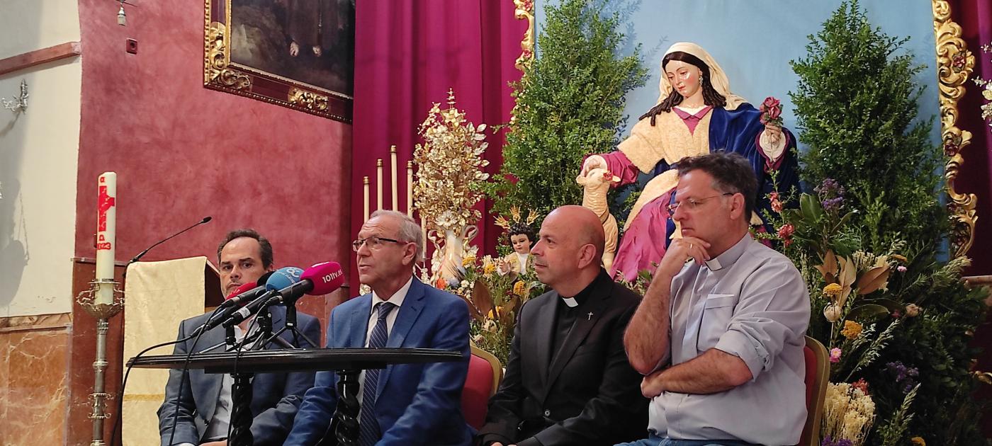 Presentación de la restauración de la Divina Pastora de las Almas / J. DURÁN