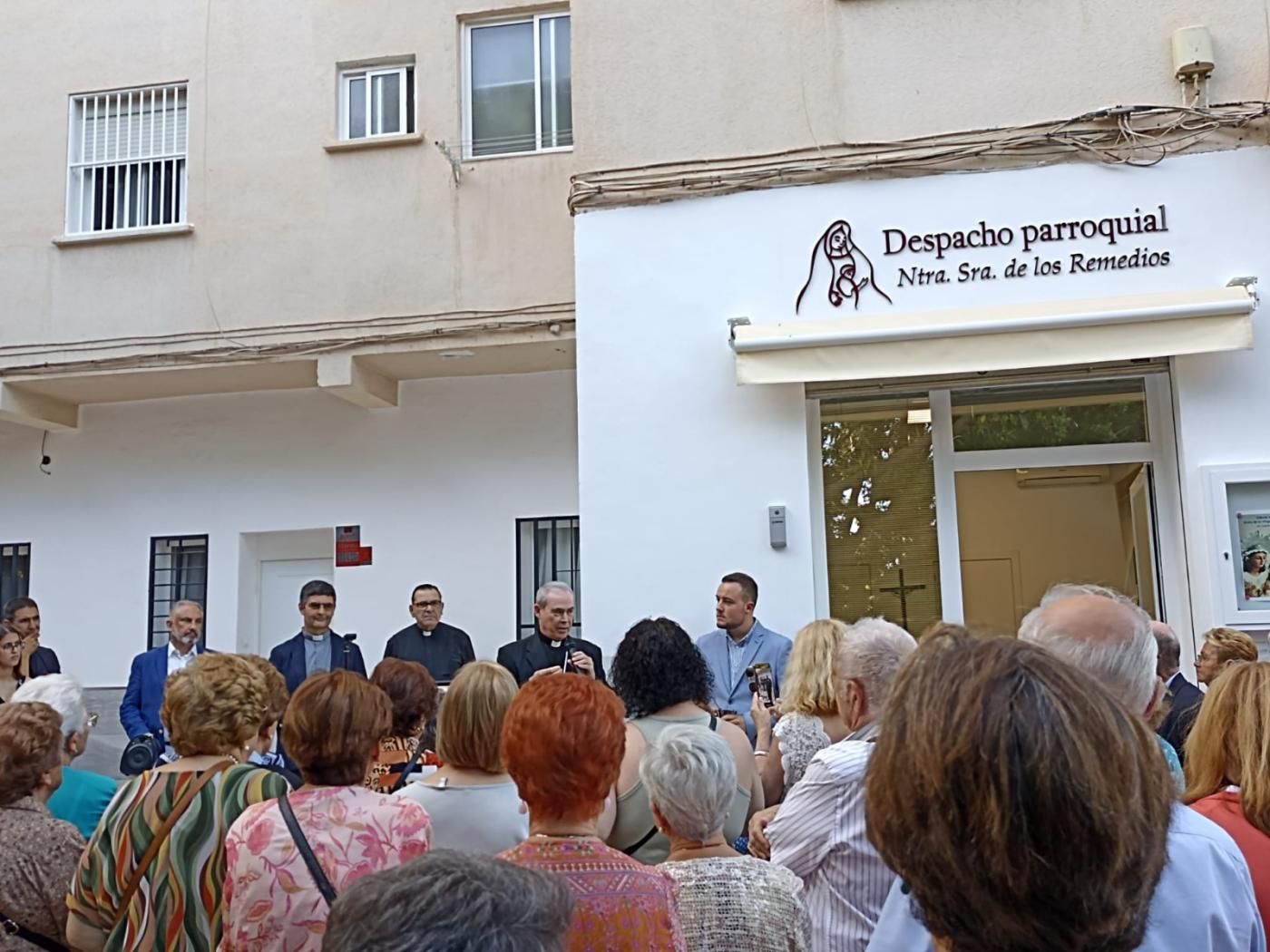 Crónica gráfica de la visita de D. Jesús a los Remedios