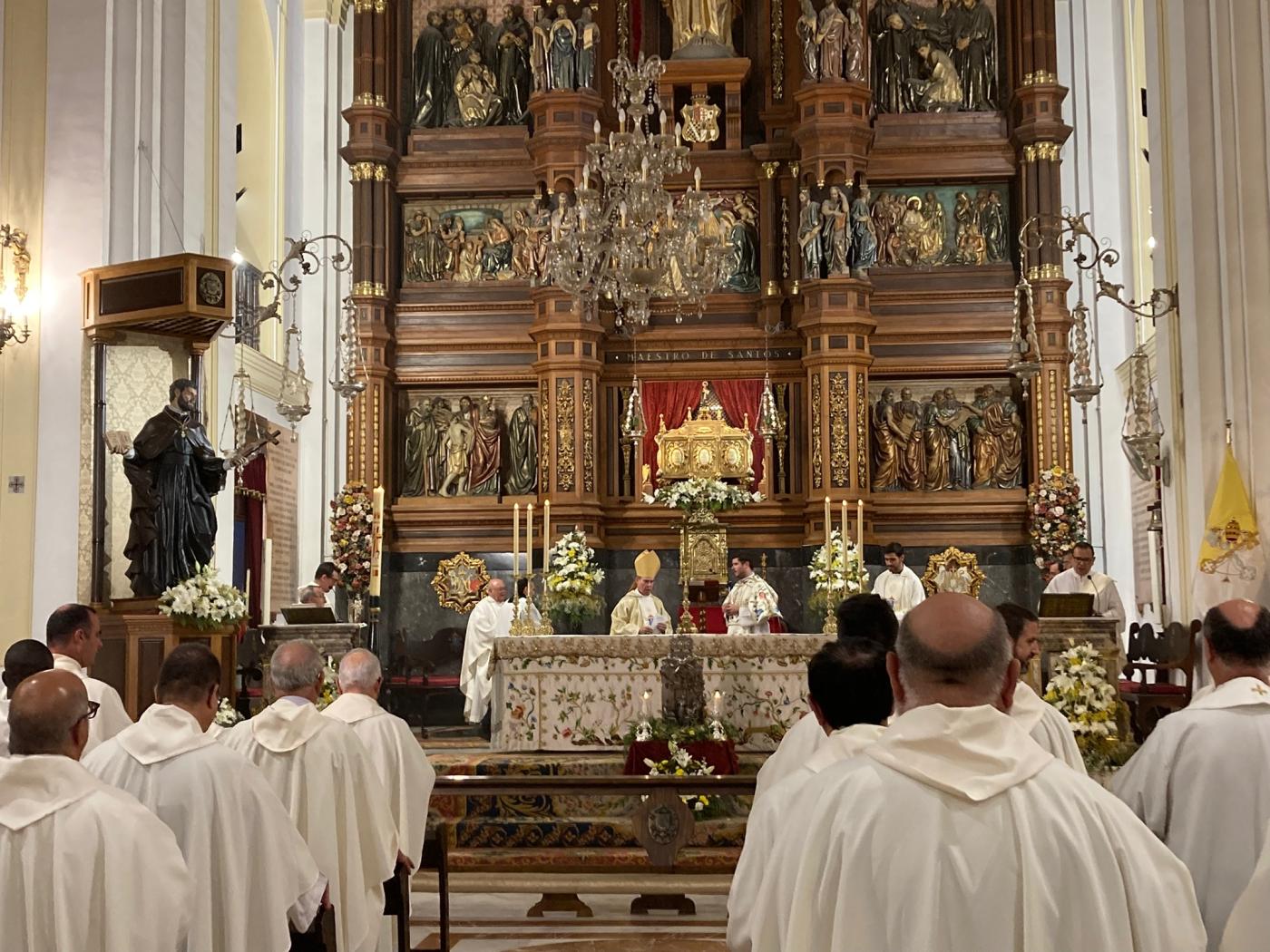 El clero diocesano peregrina a Montilla, la tierra de su patrón