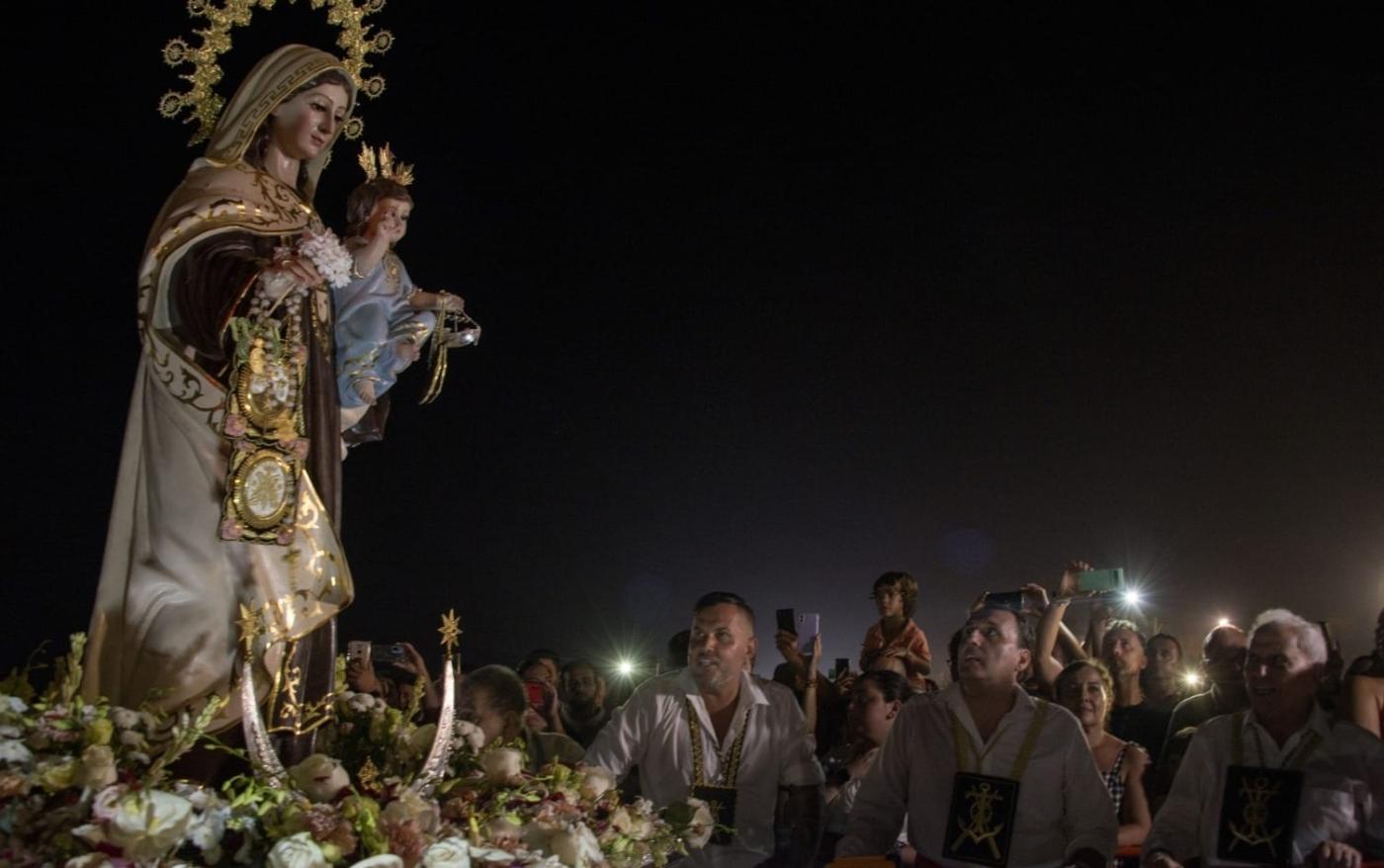La Virgen del Carmen, el faro de los marineros