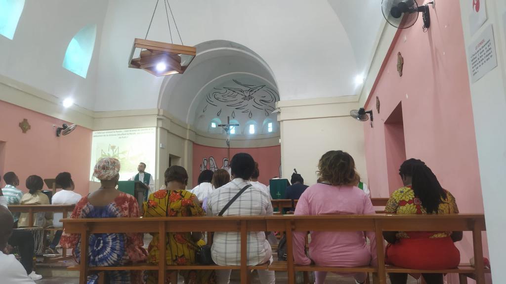 Día 9. Eucaristía con ritmo africano