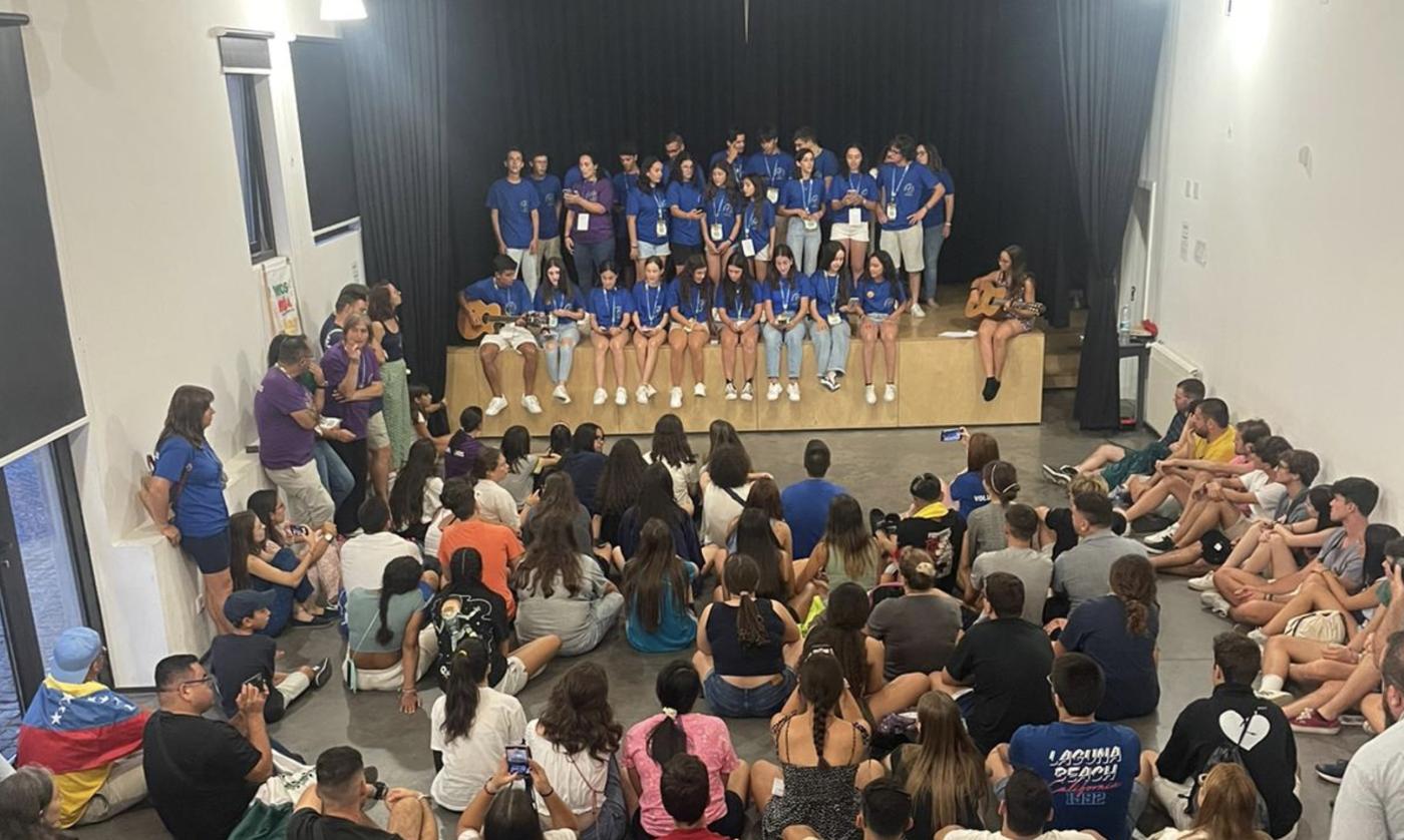 Jóvenes malagueños en la acogida en la JMJ de Lisboa