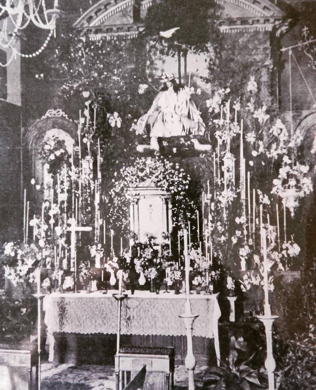 «En calle Capuchinos podemos ver un azulejo histórico en el que se representa la Divina Pastora»