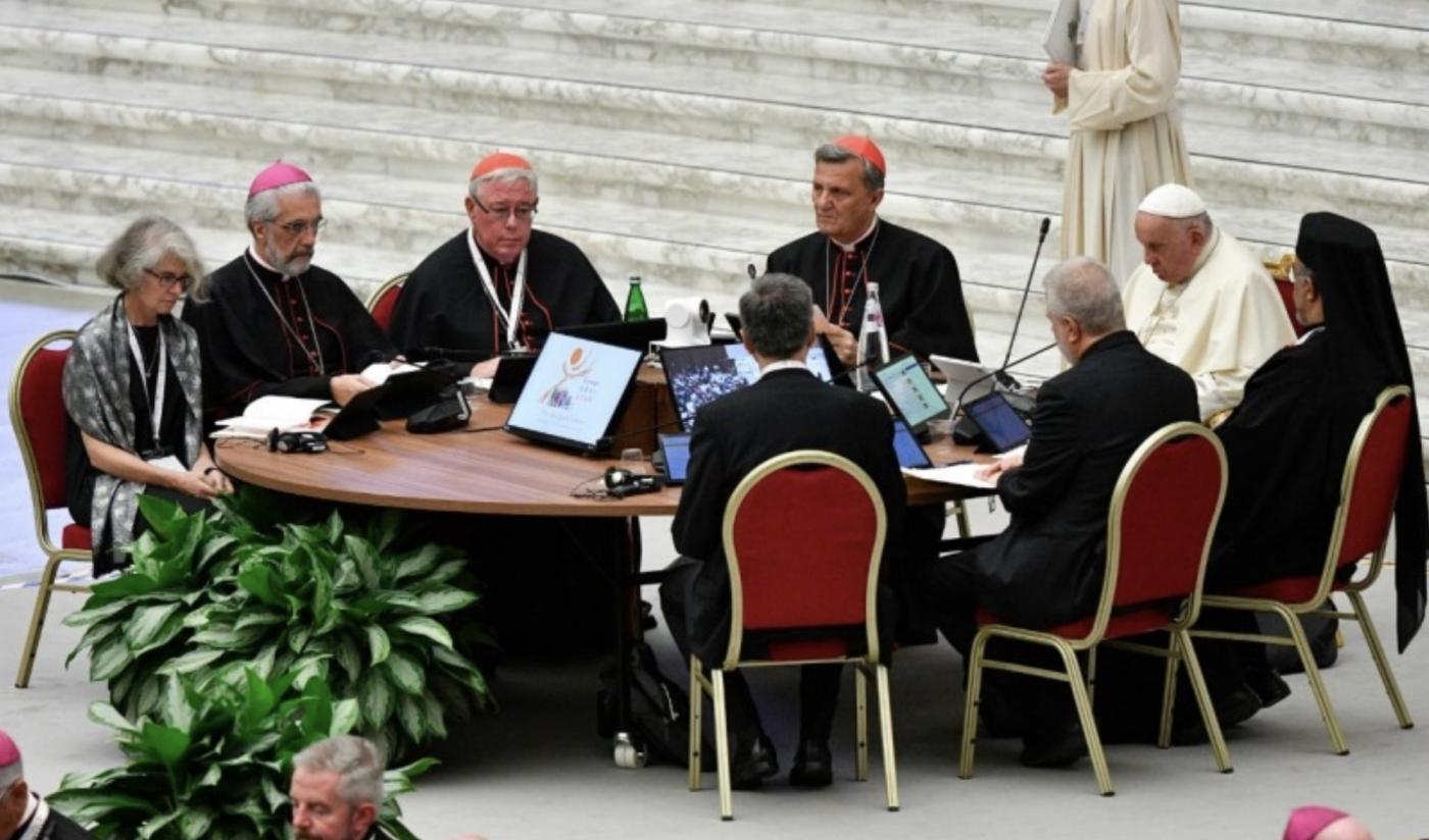 Francisco: En el Sínodo, escucha y ayuno de la palabra pública