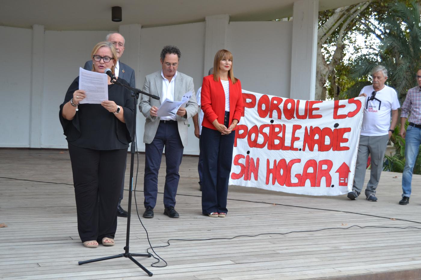 Acto de sensibilización en la campaña por las Personas Sin Hogar, celebrado en el Eduardo Ocón el 26 de octubre