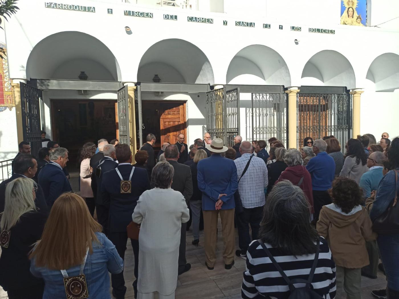 «La parroquia de Los Boliches le da su más cariñosa bienvenida»