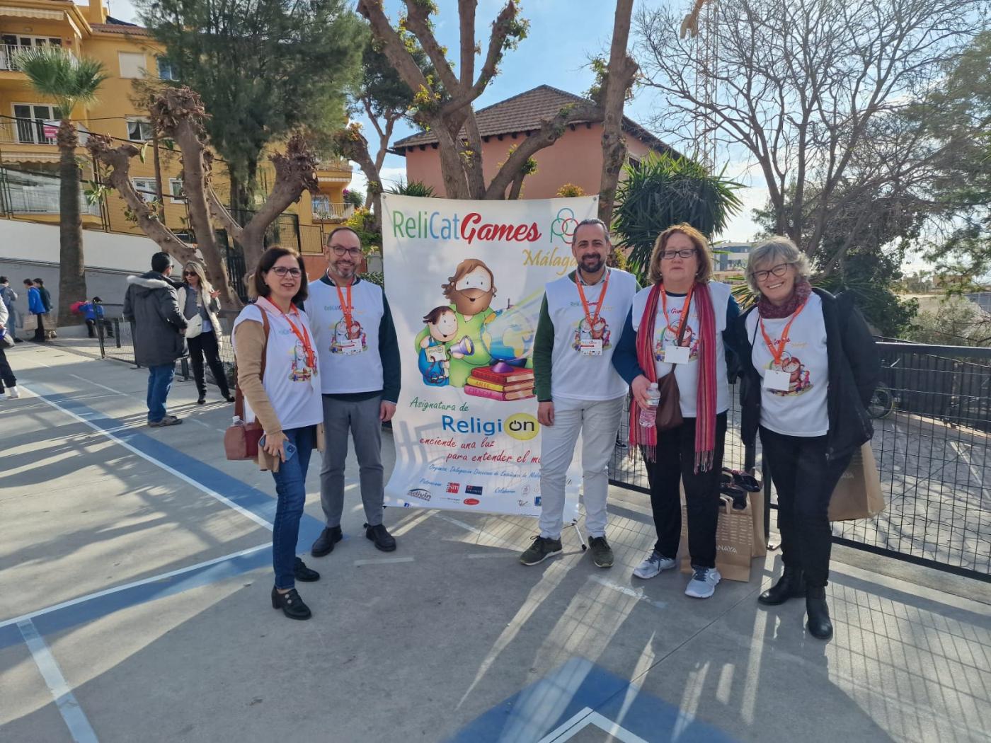 Algunos de los profesores que acompañaron a los participantes en la fase individual de las Relicat Games 2024