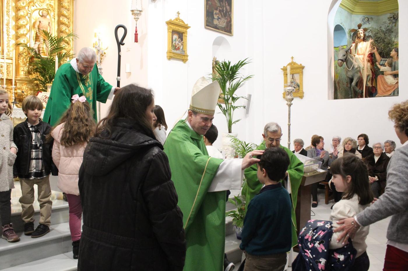 «A diario visitan nuestro pueblo cientos de personas, pero su visita, D. Jesús, es distinta»