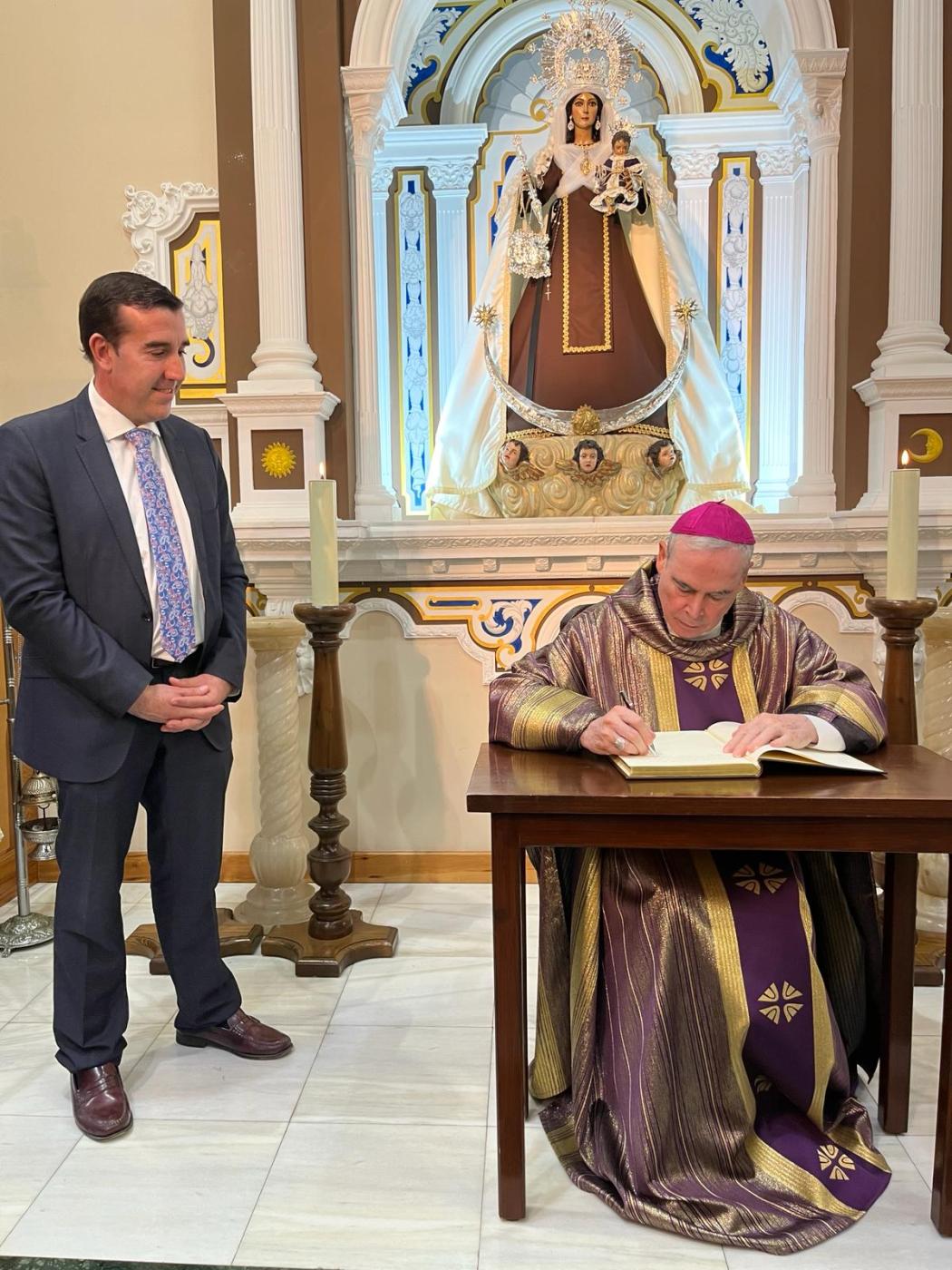 Visita Pastoral a la parroquia de Nuestra Señora del Carmen de Fuengirola // M. DÍAZ