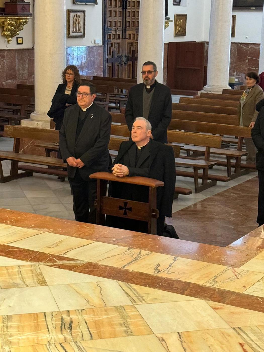 La parroquia del Rosario de Fuengirola vive una visita de Medalla
