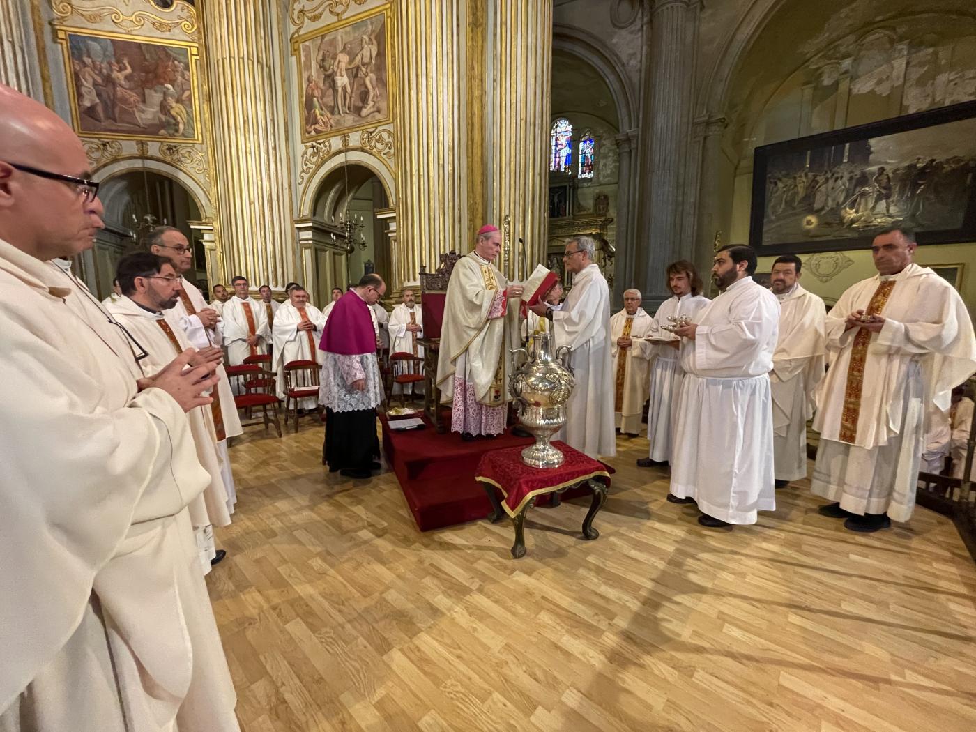 Misa Crismal 2024 en la Catedral de Málaga // E. LLAMAS