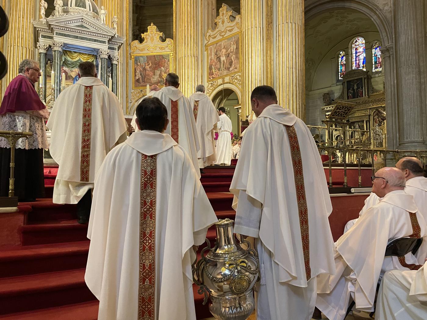Misa Crismal 2024 en la Catedral de Málaga // E. LLAMAS
