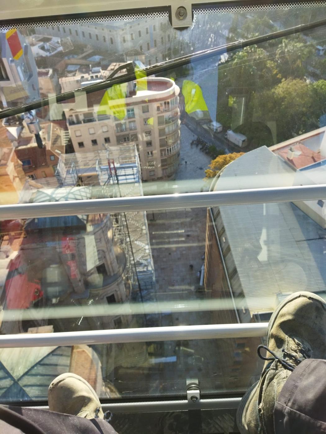 Vista de la obra de la Catedral desde la cabina del operador de grúa