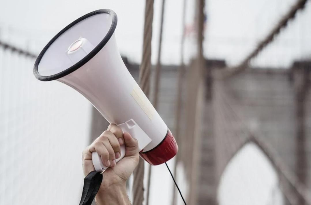 Comentario en texto al Evangelio, por el sacerdote Rafael Pérez Pallarés