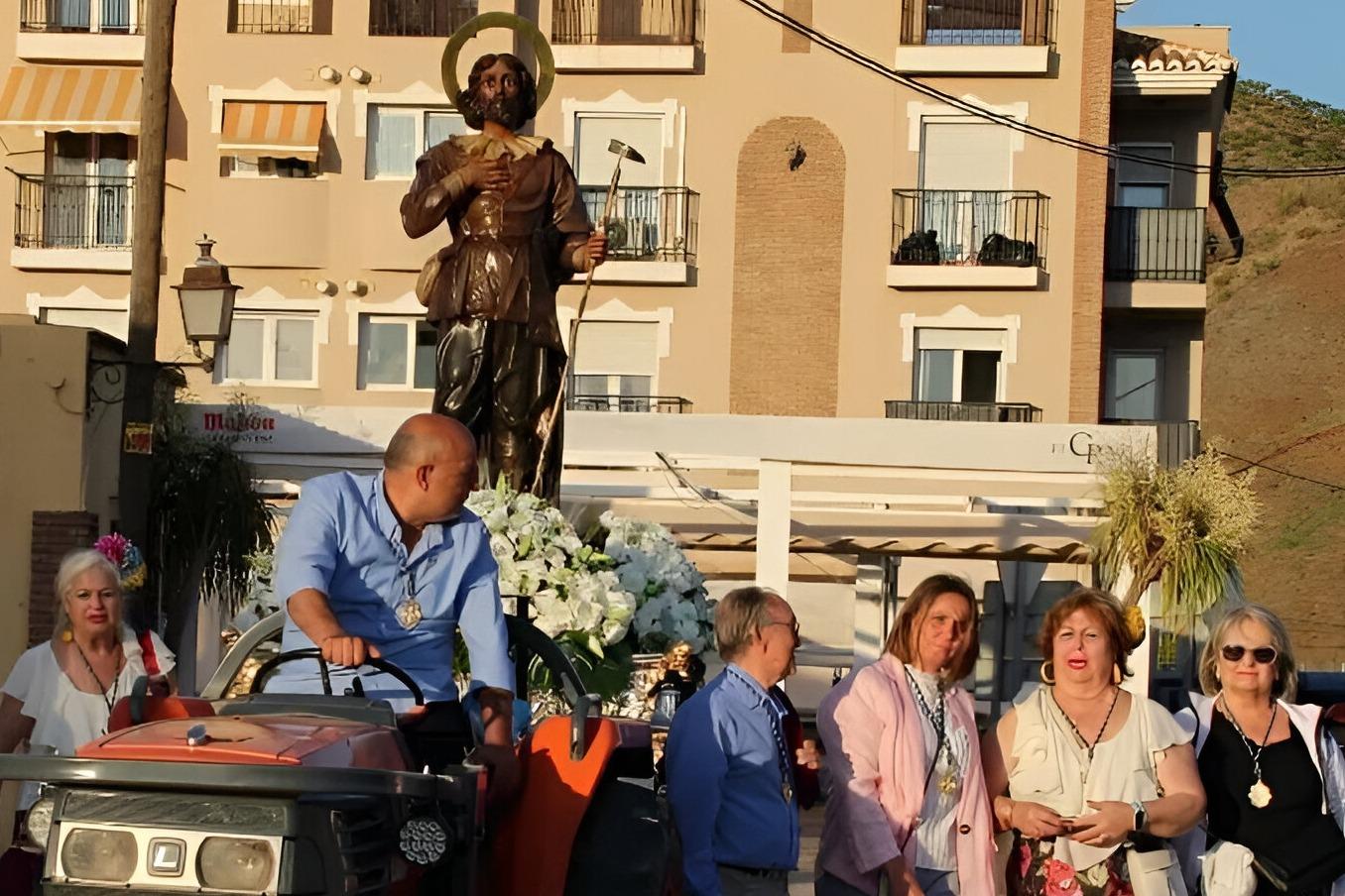 San Isidro por las calles de Trapiche