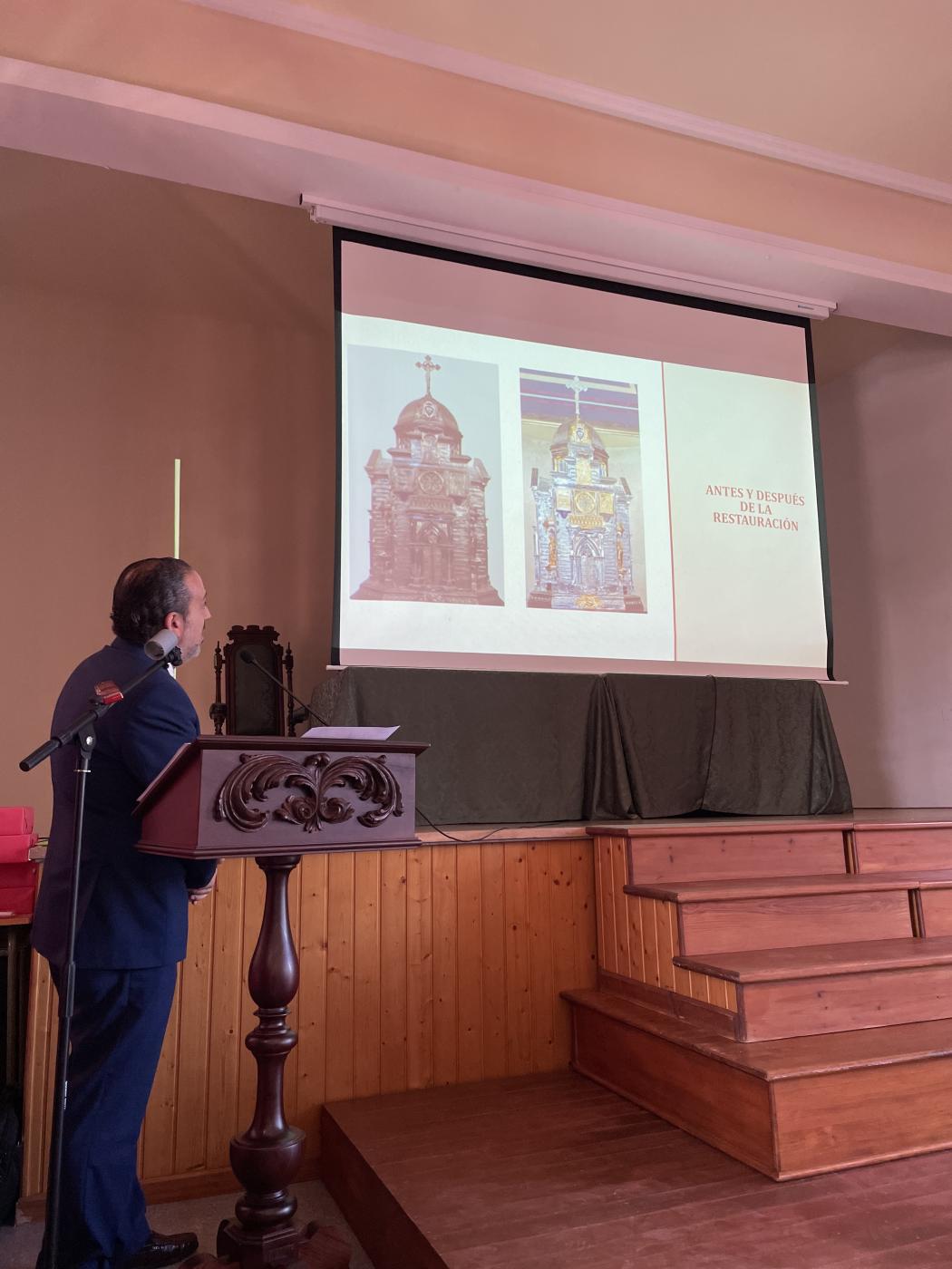 «El Sagrario enamora»